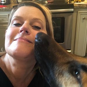 Meet your Posher, Kim